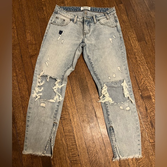 One Teaspoon Distressed Jeans - Picture 2 of 9